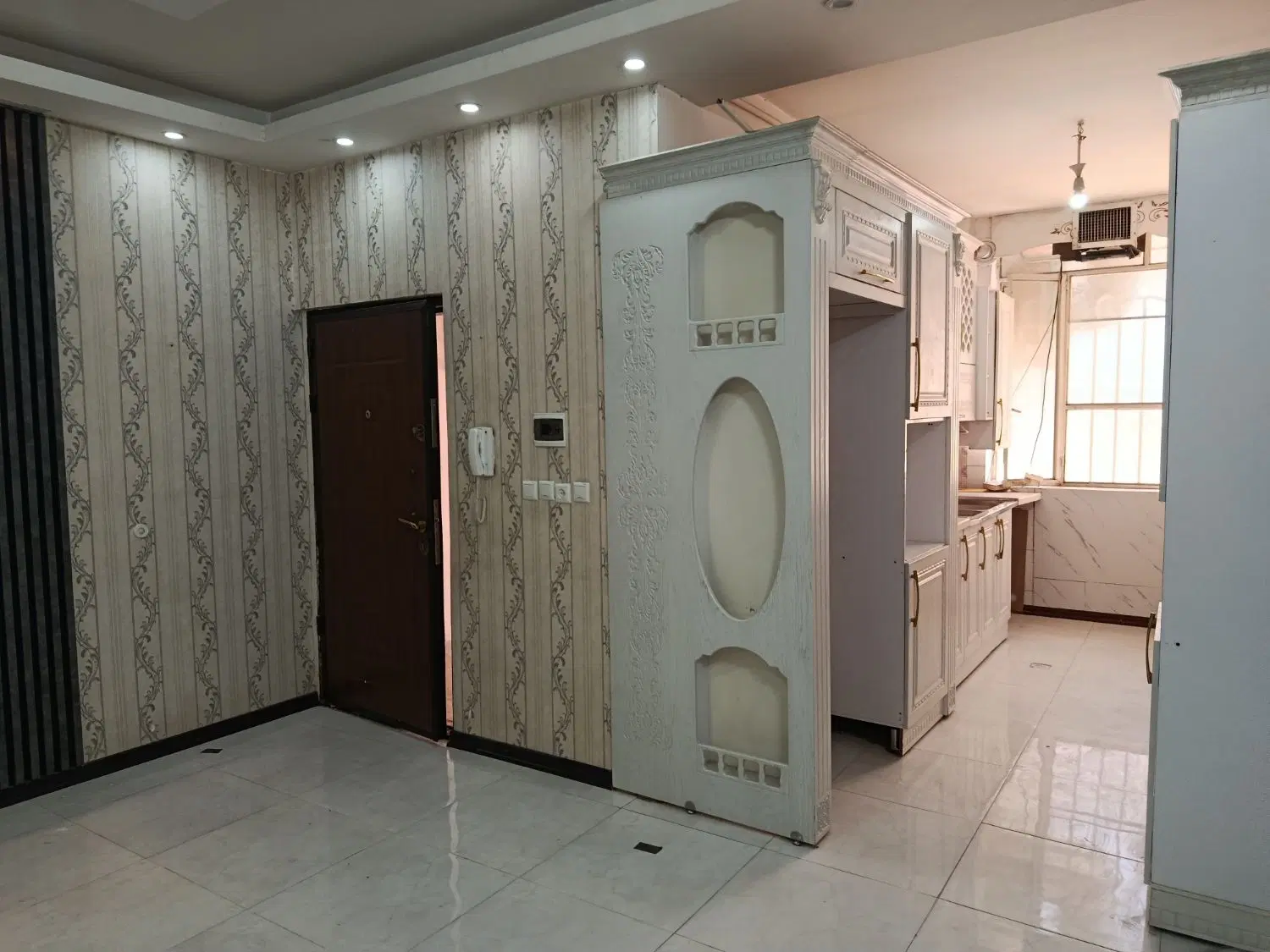 اپارتمان دوخوابه نوید نوساز