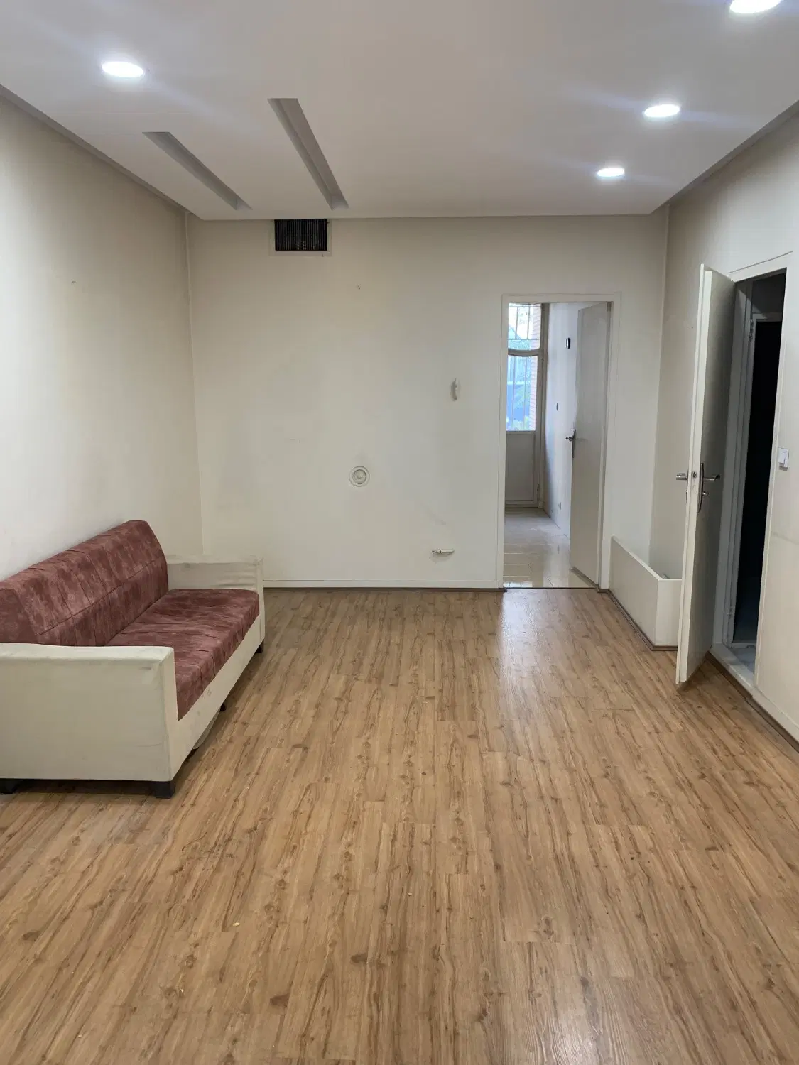 ۵۱متر دوکله غرق نور،باستان اسکندری