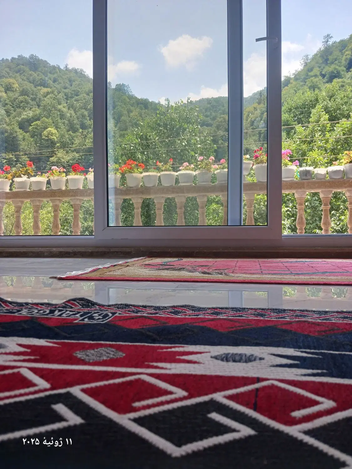 ویلا جنگلی دو طبقه هردو دوخواب هم جدا هم دربستی