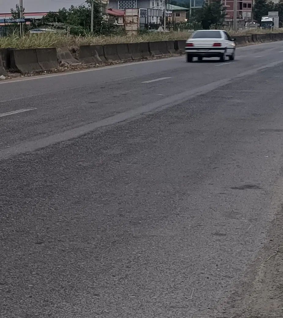 برخیابان اصلی