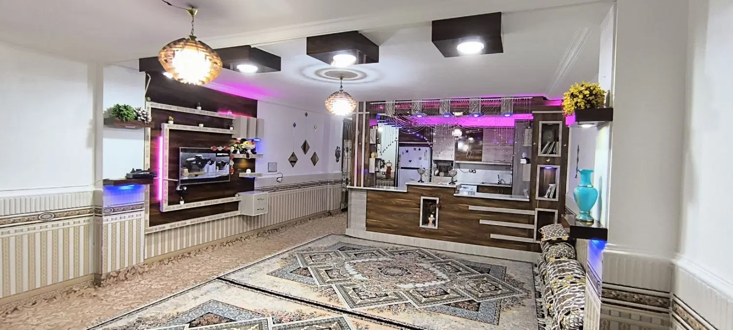فروش واحد 140متری دو خواب با پارکینگ اختصاصی