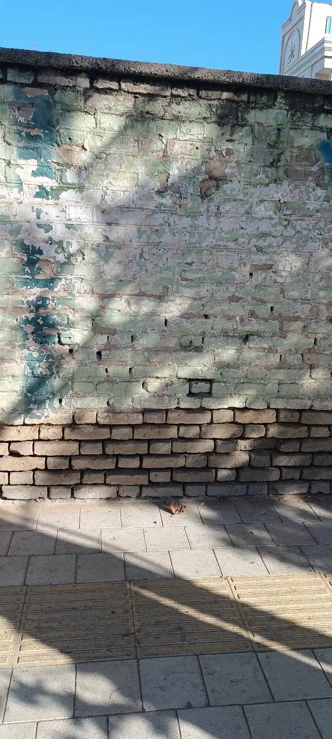 زمین ۹۰ متری گذر ۱۶ متری