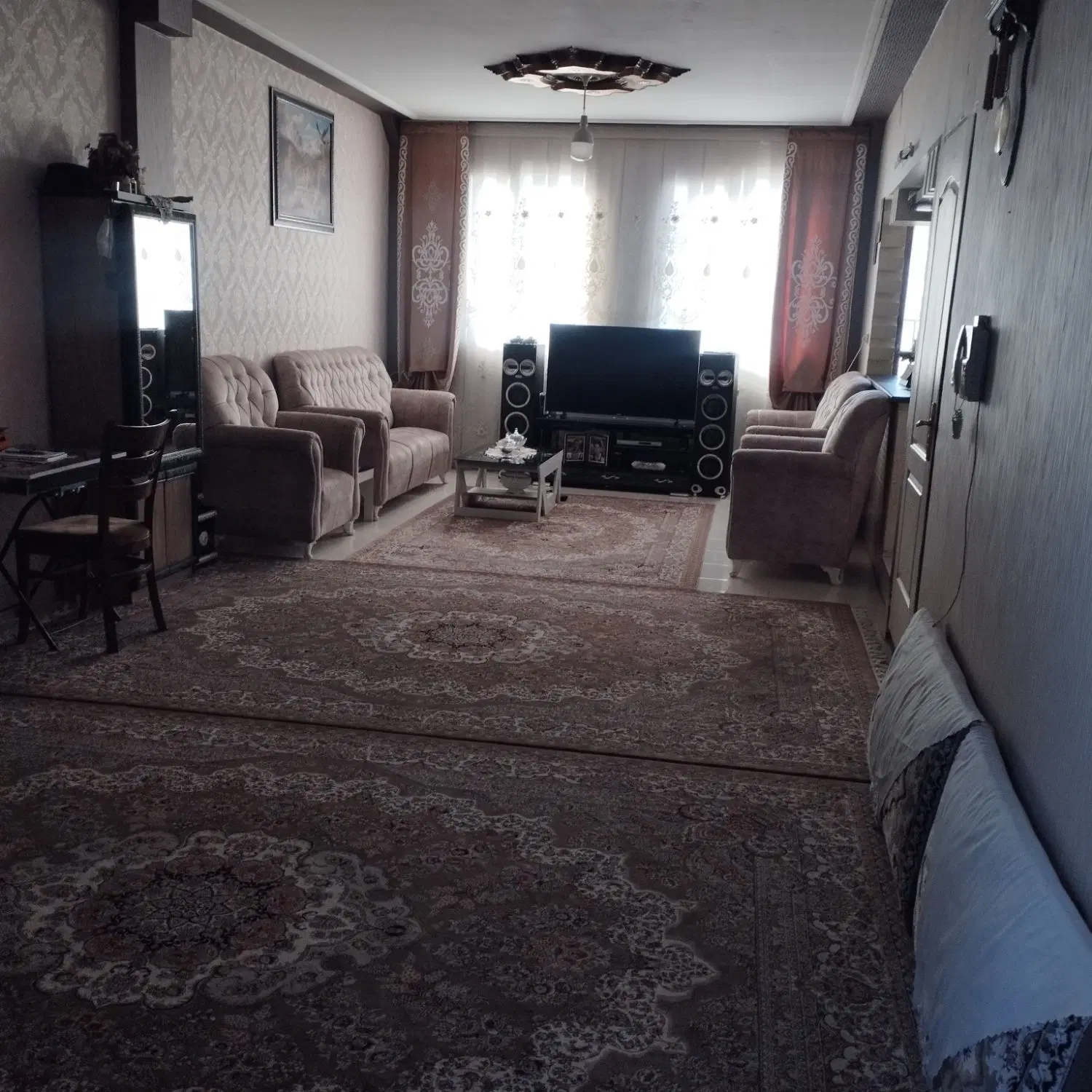فروش آپارتمان در بیدستان طبقه سوم