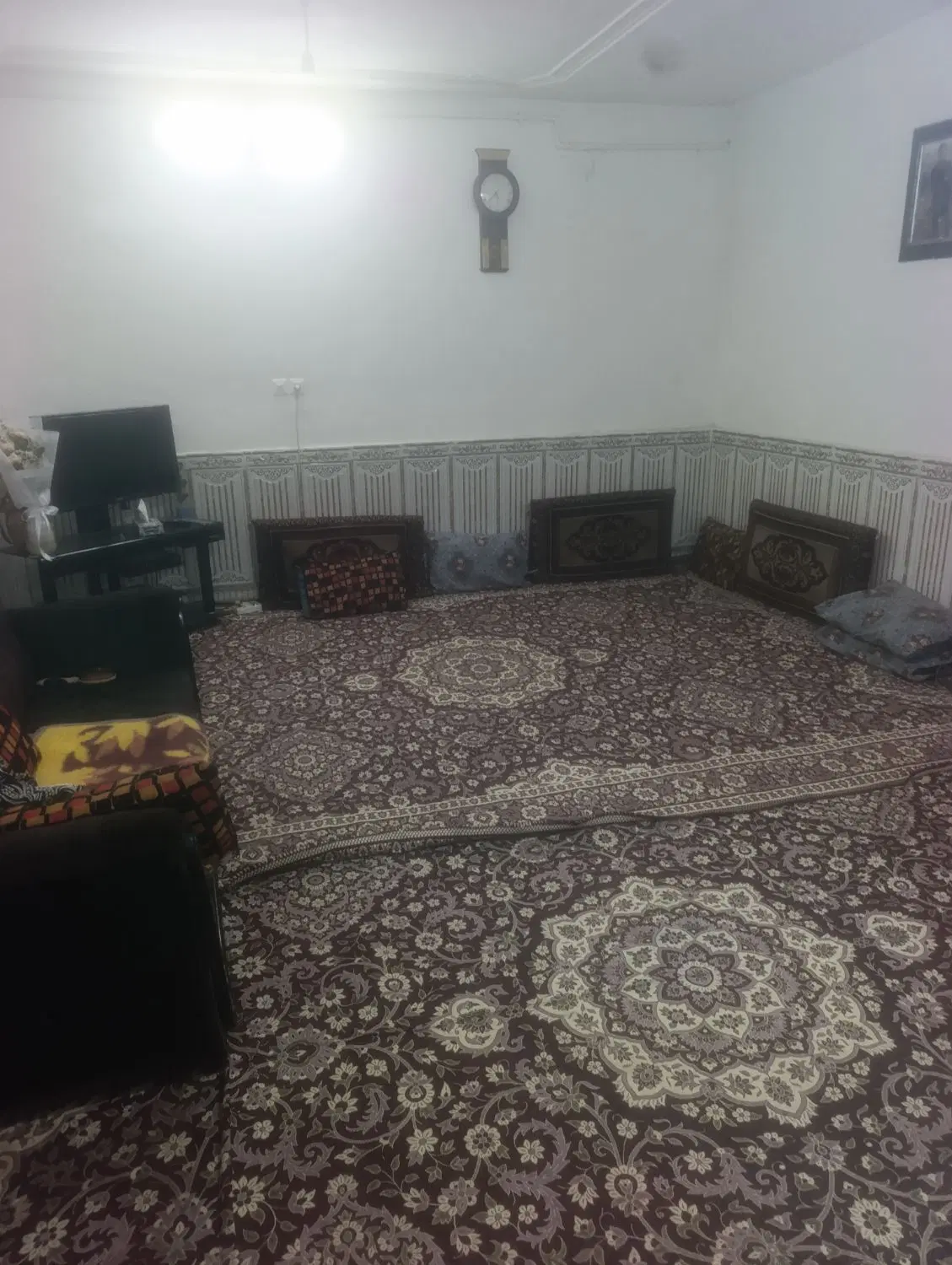 منزل ویلایی درب حیاط تیرآهنی دو خواب