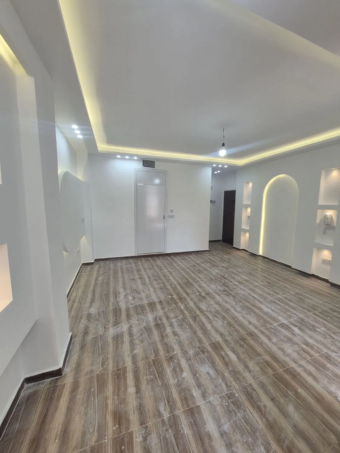 ۴۸ متر فول بازسازی _ دوبر _ روبه‌نما _ طبقه دوم