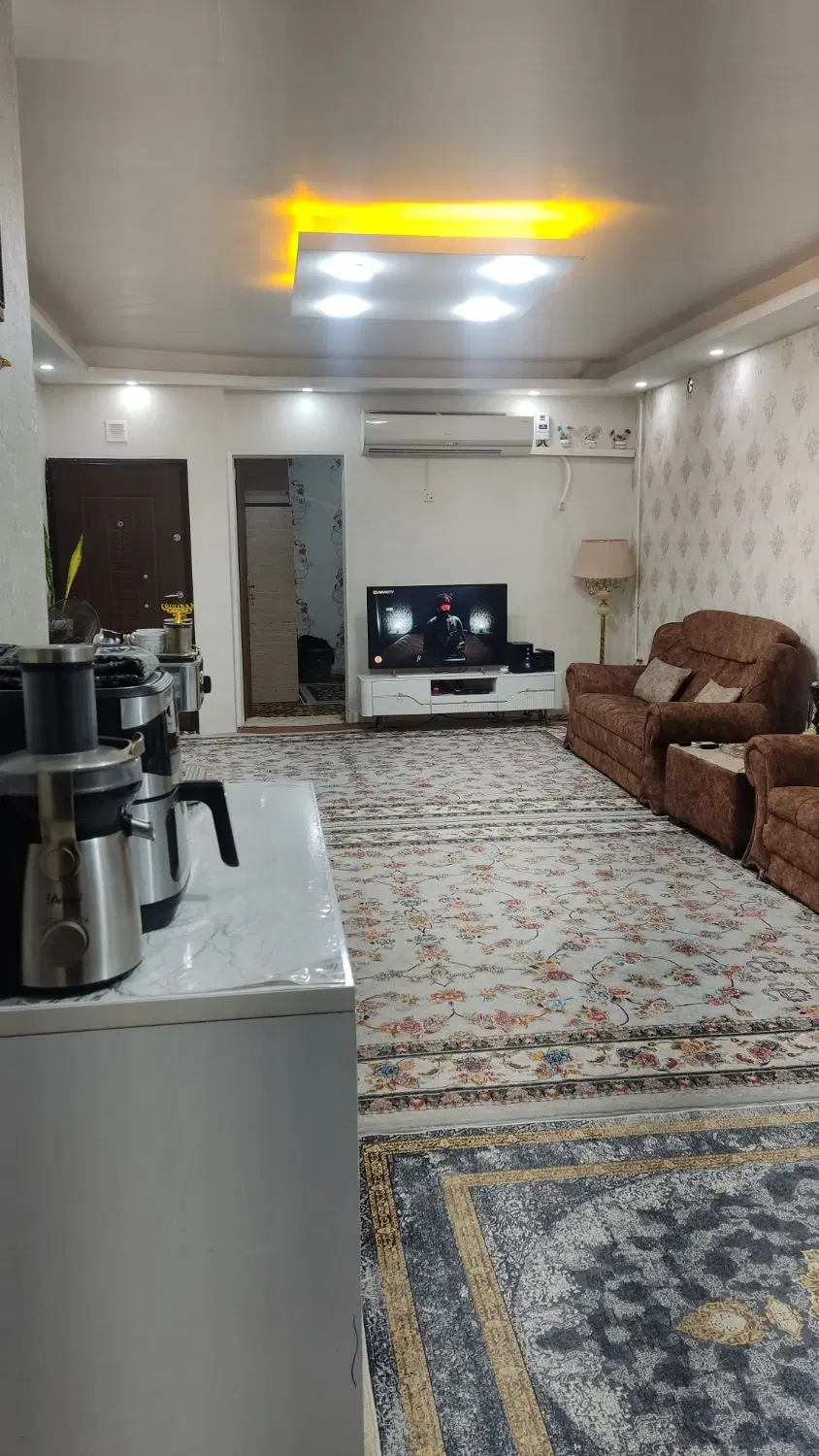 اپارتمان شیک ودلباز لاله ۱۰