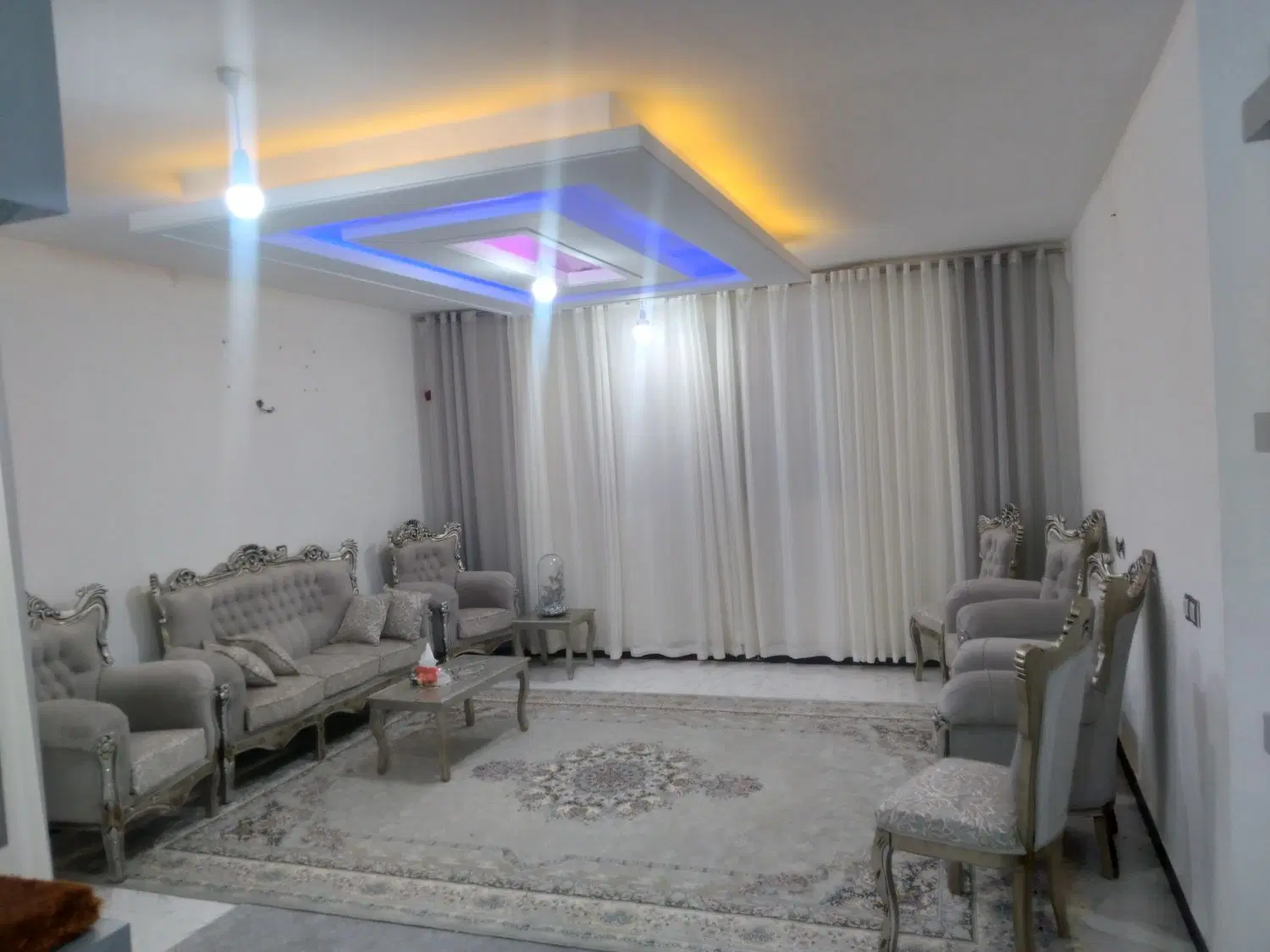 فروش یک واحد آپارتمان