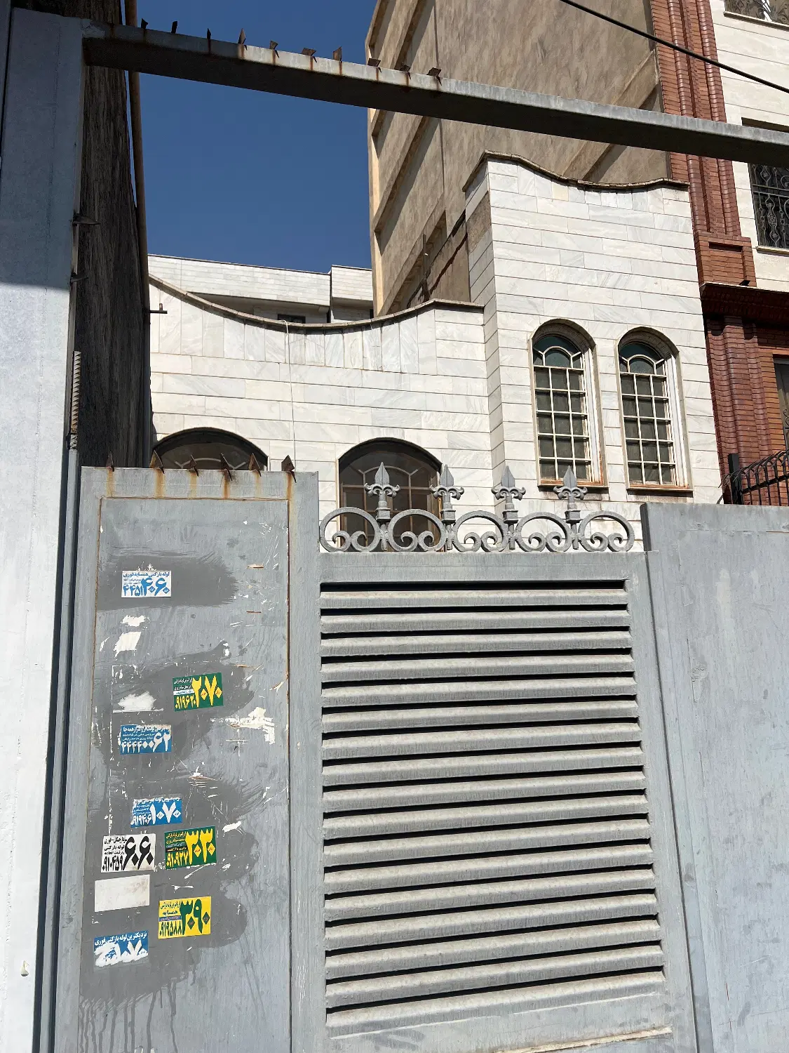 ۲۰۰ متر کلنگی_ دو نبش _ شمال مرزداران