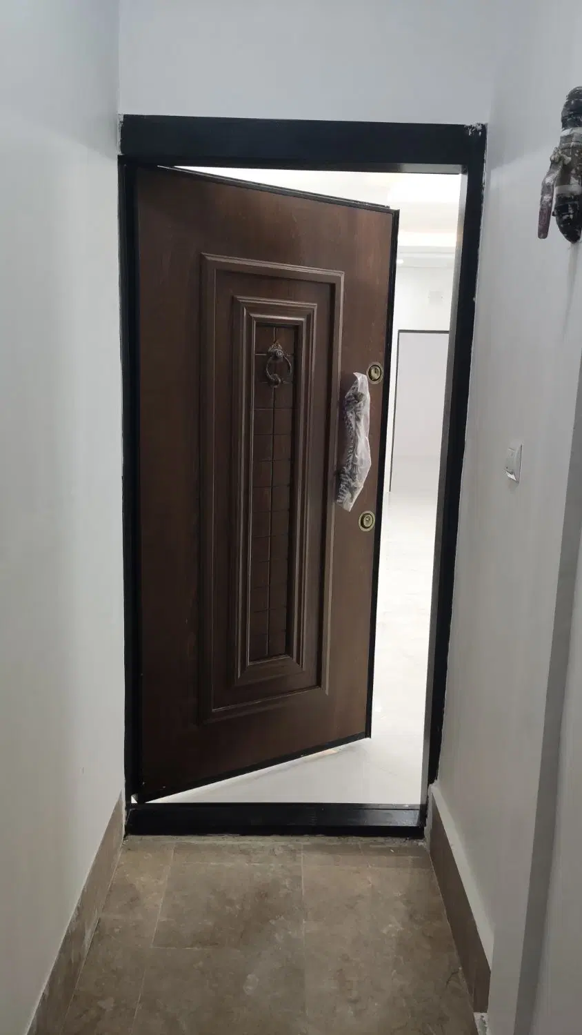 آپارتمان دو خوابه طبرسی شمالی 100 متر