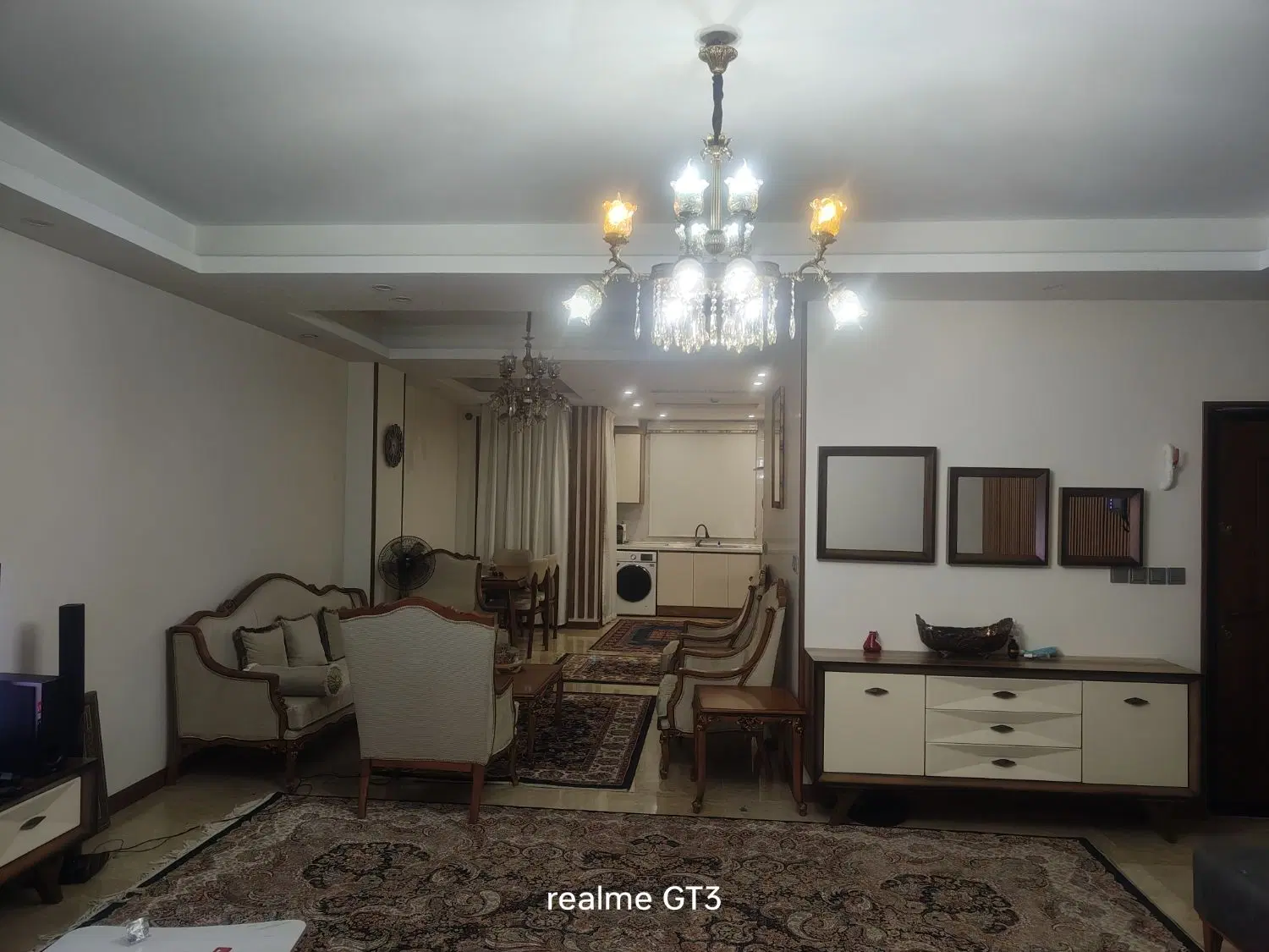 آپارتمان ۱۰۰ متری  توحید وزارت کار