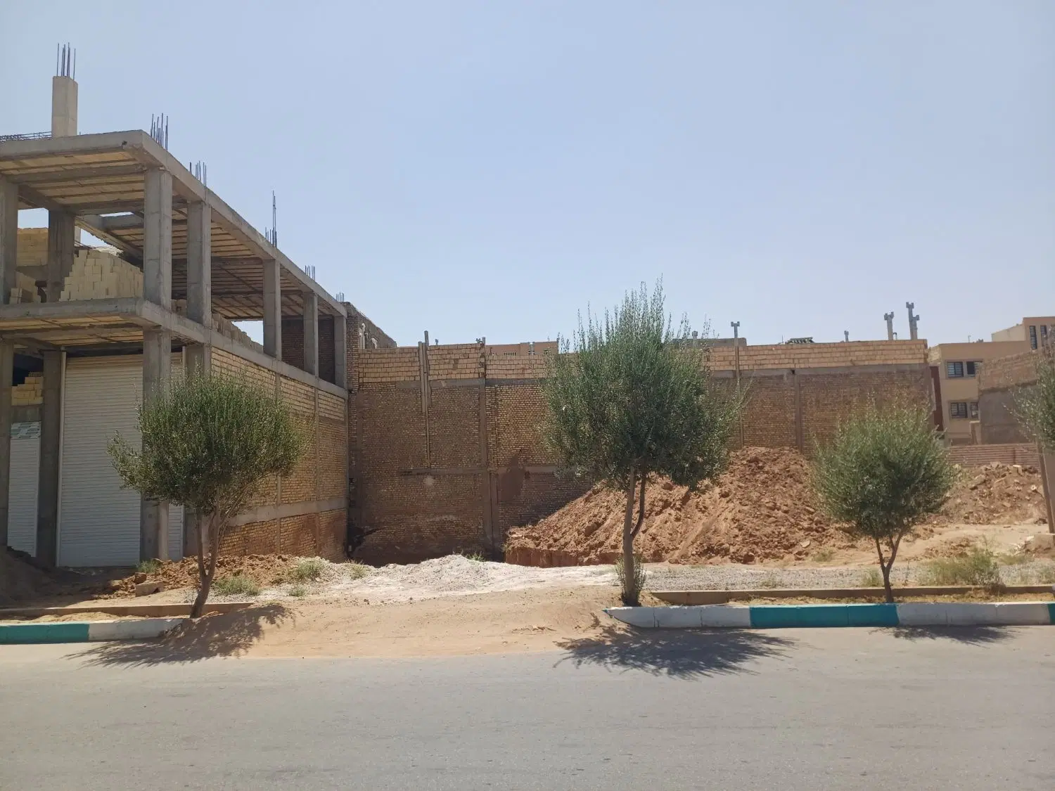 زمین تجاری بلوار دشتی چهاراره امیرالمومنین