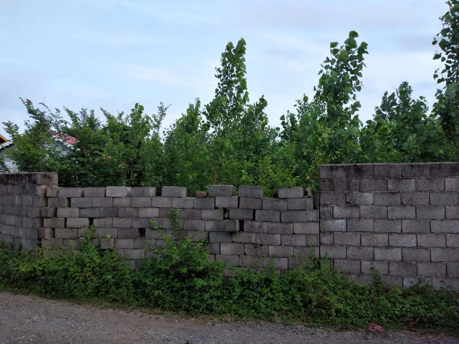 خانه و محوطه 1275 متری مسکونی شهری سند تک برگ