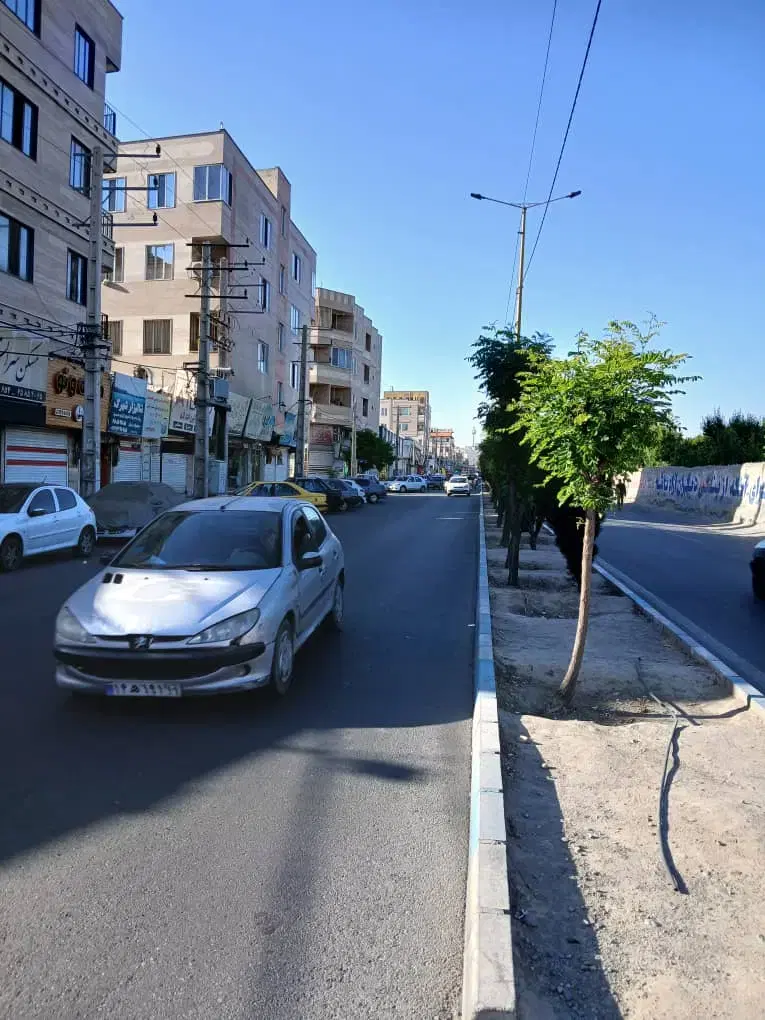 ۱۹۸ متر زمین دولتی