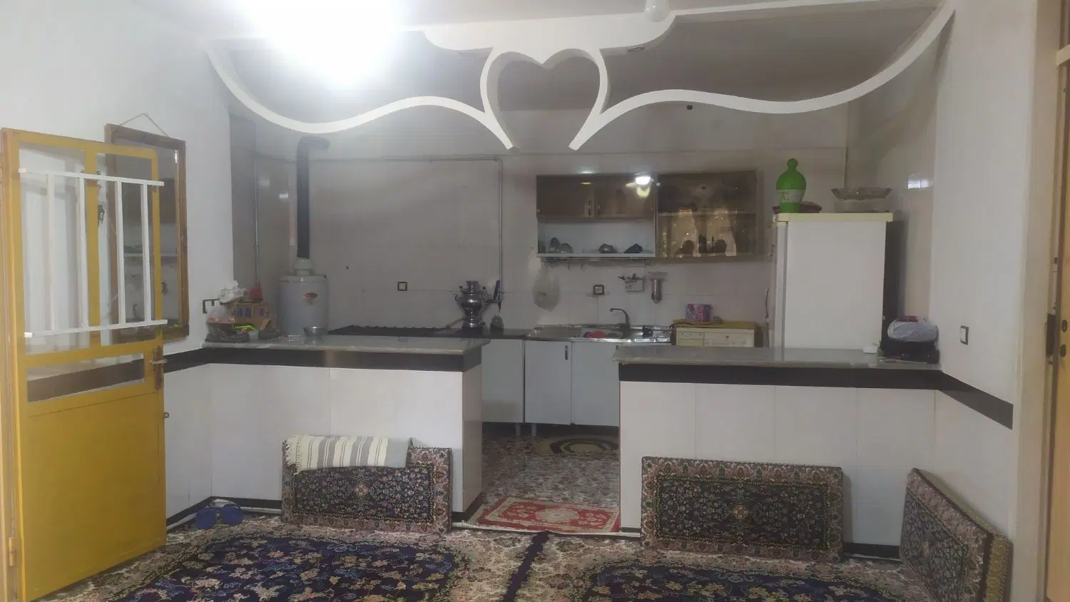 خانه اجاره ای  دربست پایین تر از باسکول