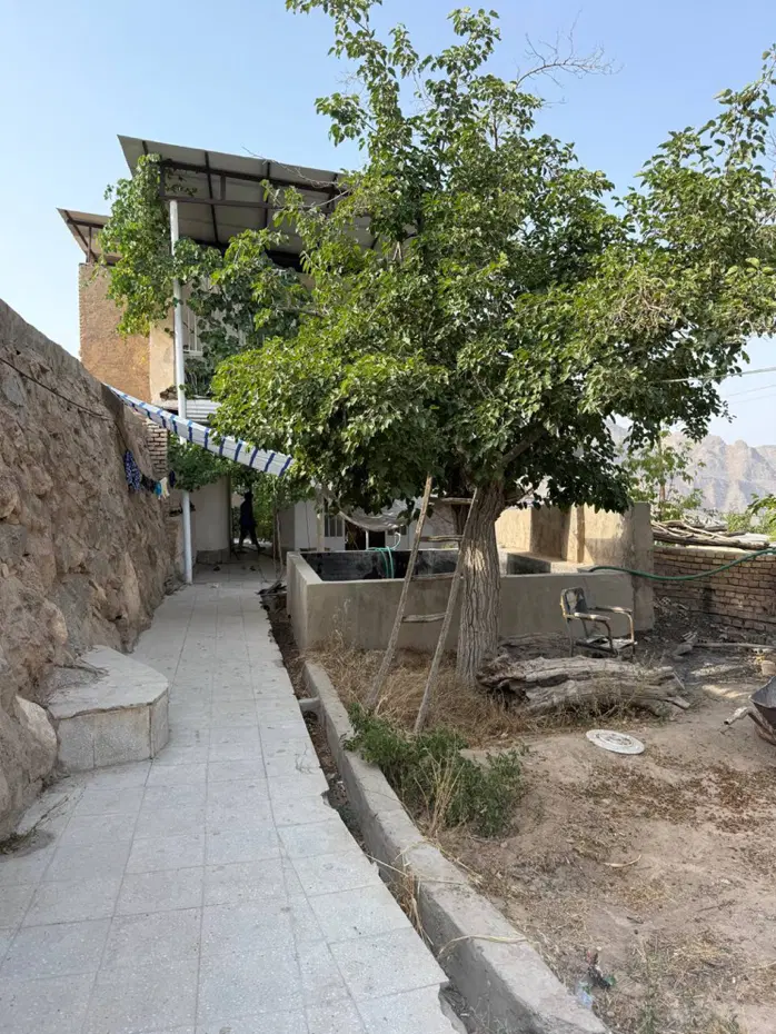 باغ طزرجان