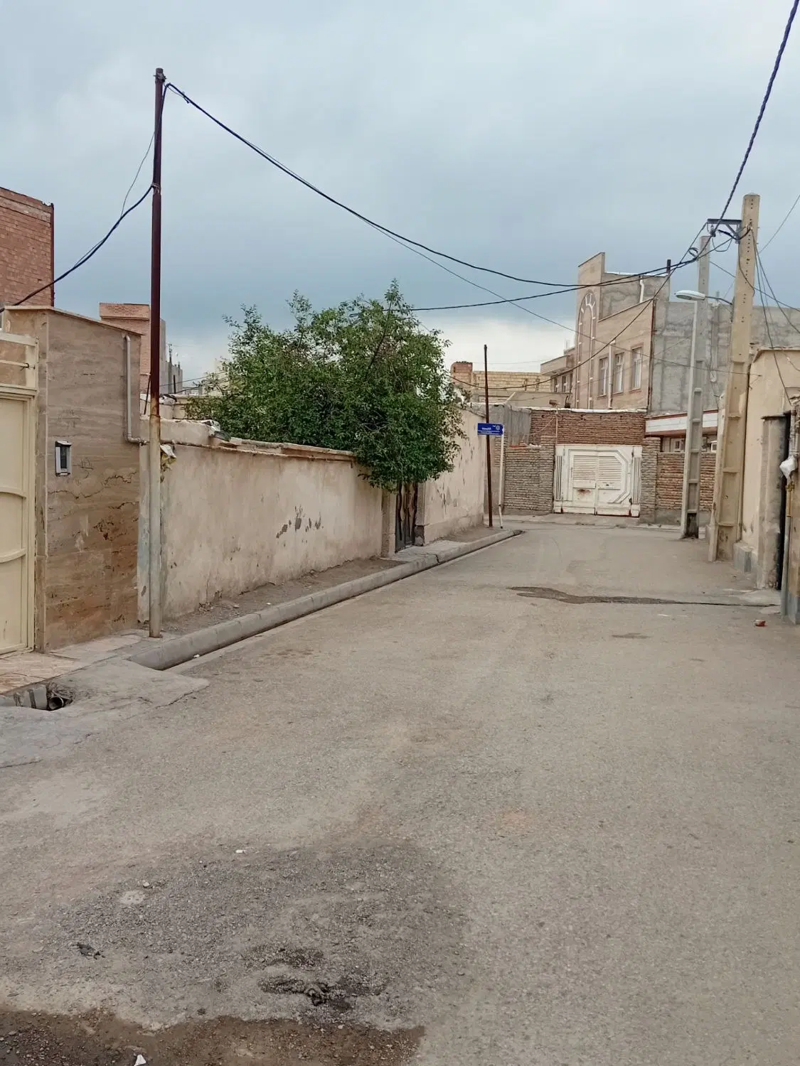 فروش خانه ۲۰۸ متر ویلایی بهشت زهرا