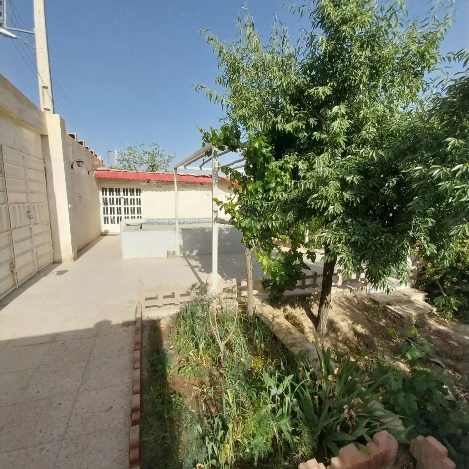 باغ ویلا کوچک و زیبا