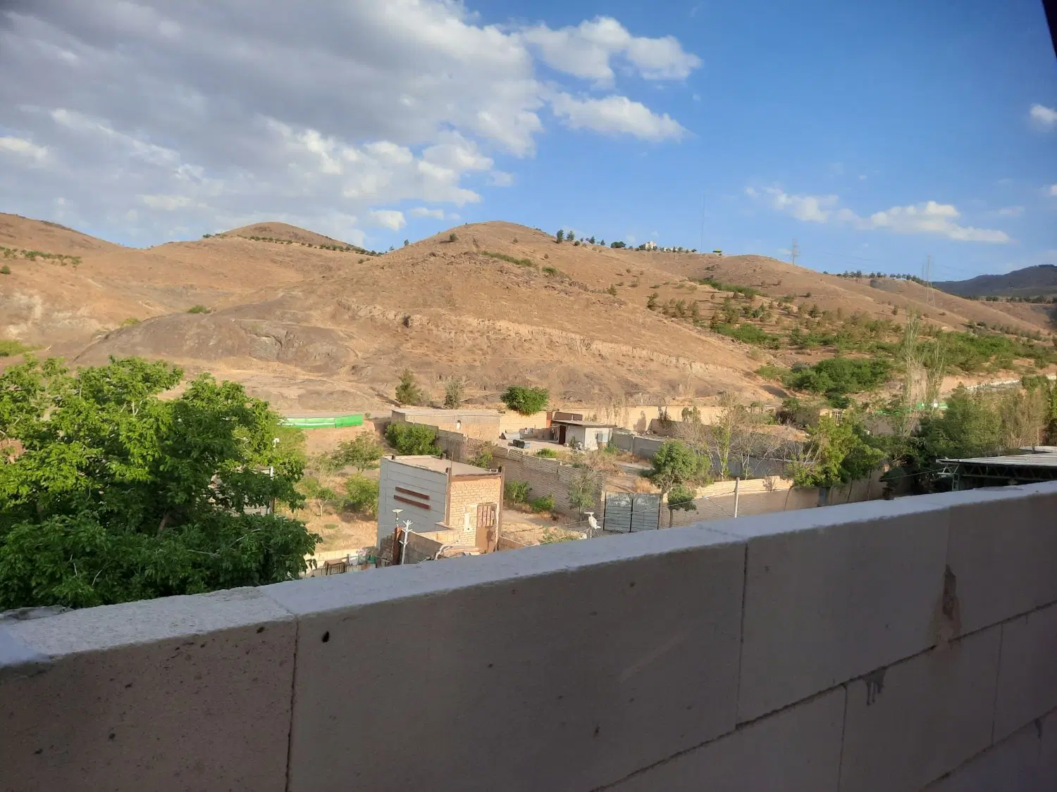 اپارتمان ۱۰۰ متری سفت کاری نه دره