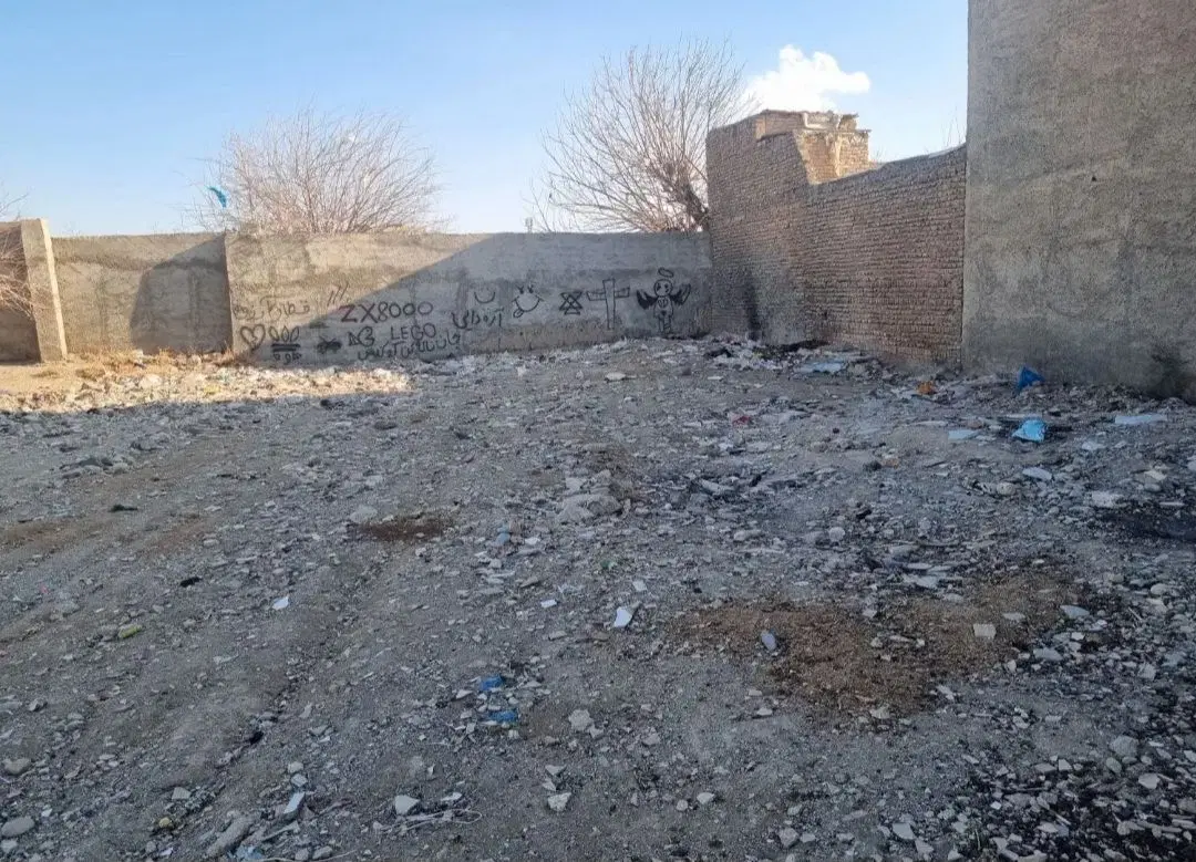 زمین کرج مهرشهرشهرک‌قائم‌(اخگراباد)به متراژ۱۱۲متر‌