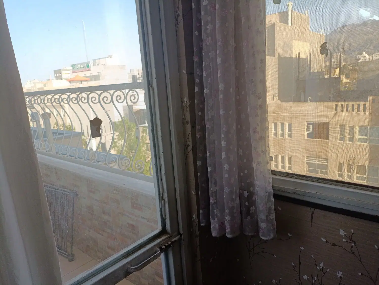 آپارتمان کم تراکم ۱۸۵پاسداران با نصبیحات