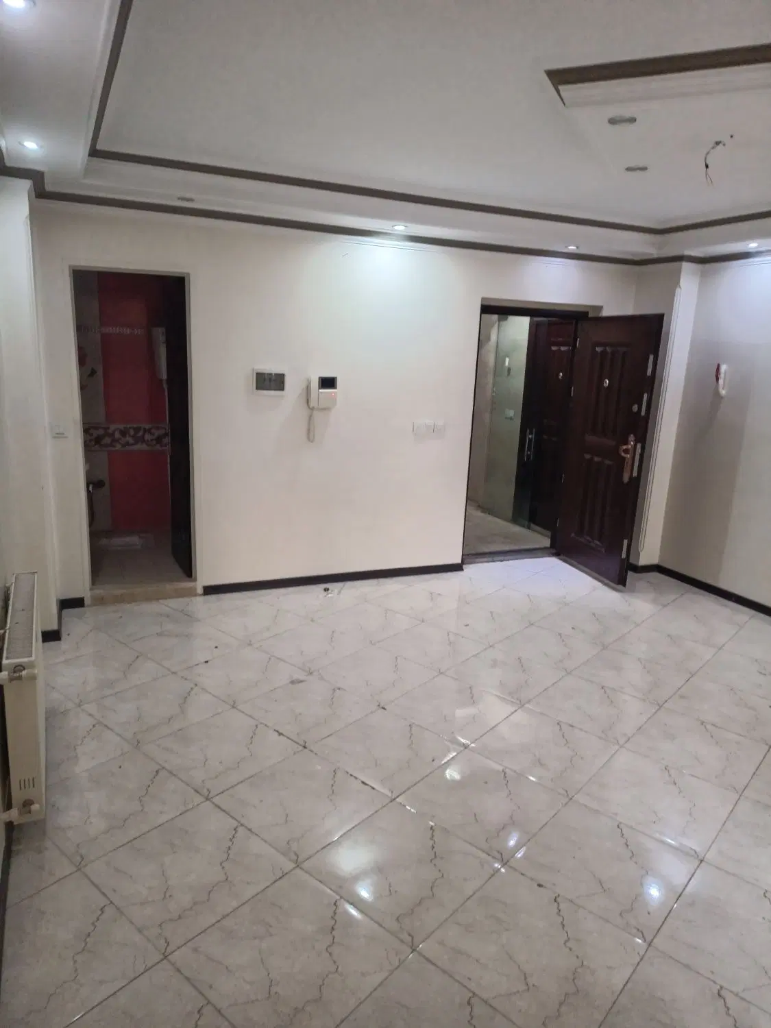 68_5 متر 2 خواب فول امکانات