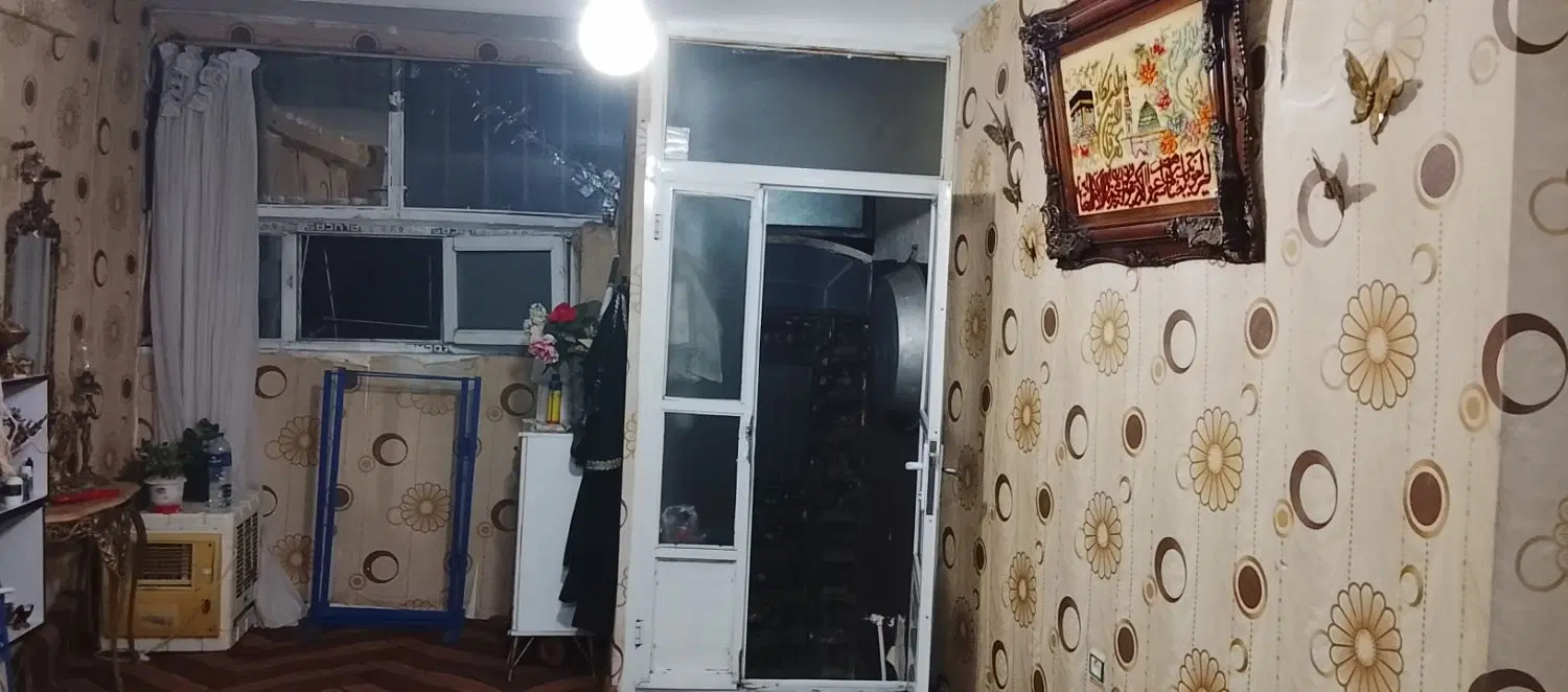 خانه همکف راه جدا ماشین رو در عباسی یوسف آباد