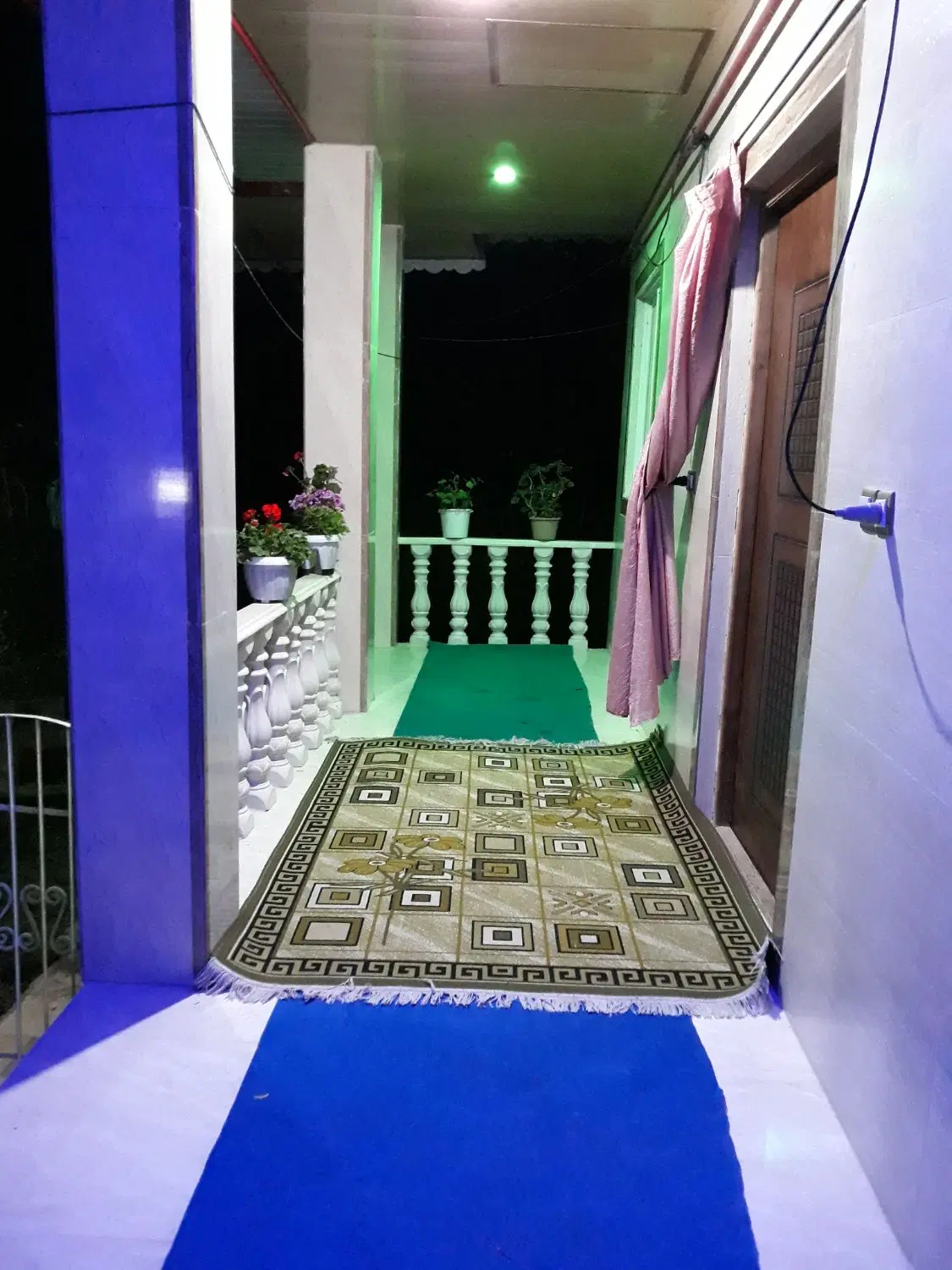 اجاره روزانه ویلا باغ  سوئیت  دربست