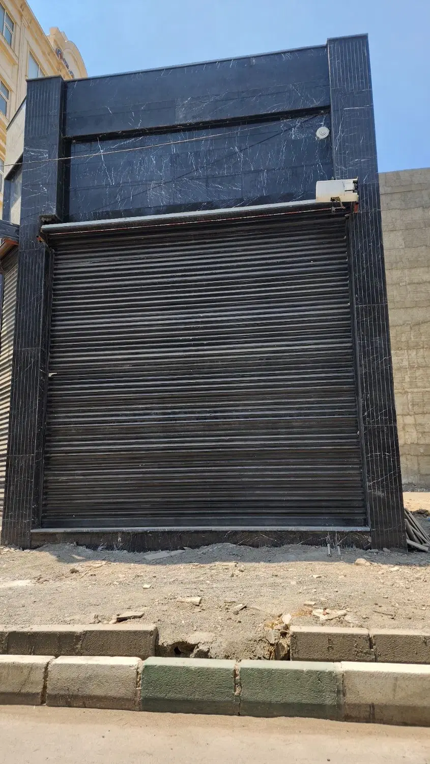فروش زمین تجاری بهر اصلی چهارباغ ۷۷متر