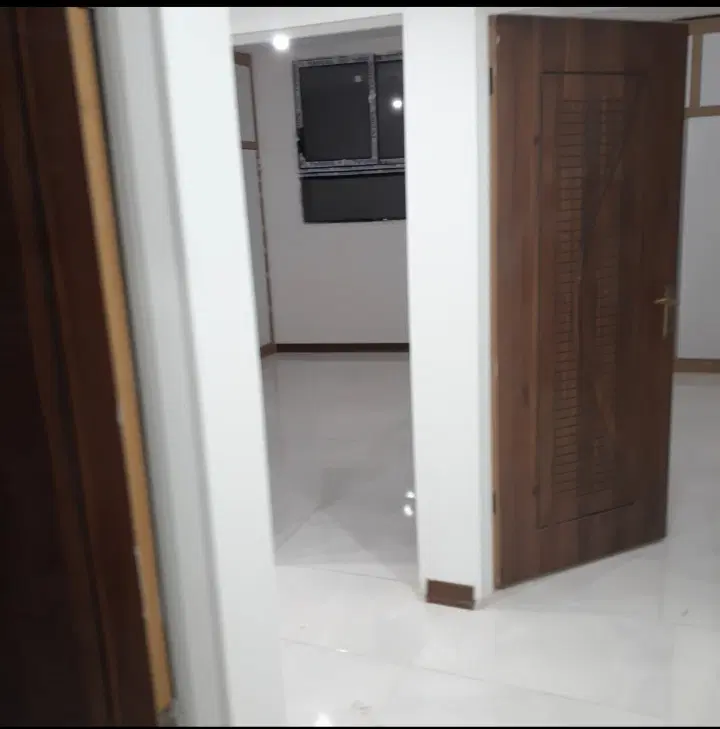 آپارتمان ۹۱ متری هشت بهشت