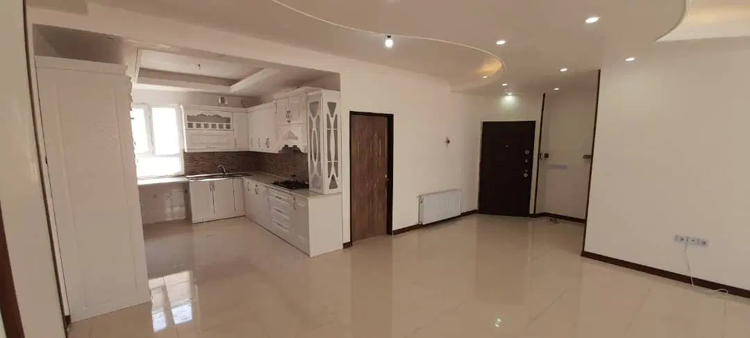 تکواحدی عروس و داماد ی یاس شمالی
