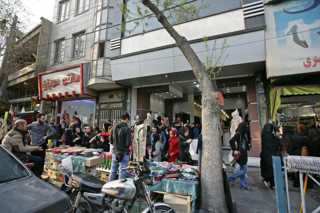فروش مغازه امام زاده حسن پاساژ برادران