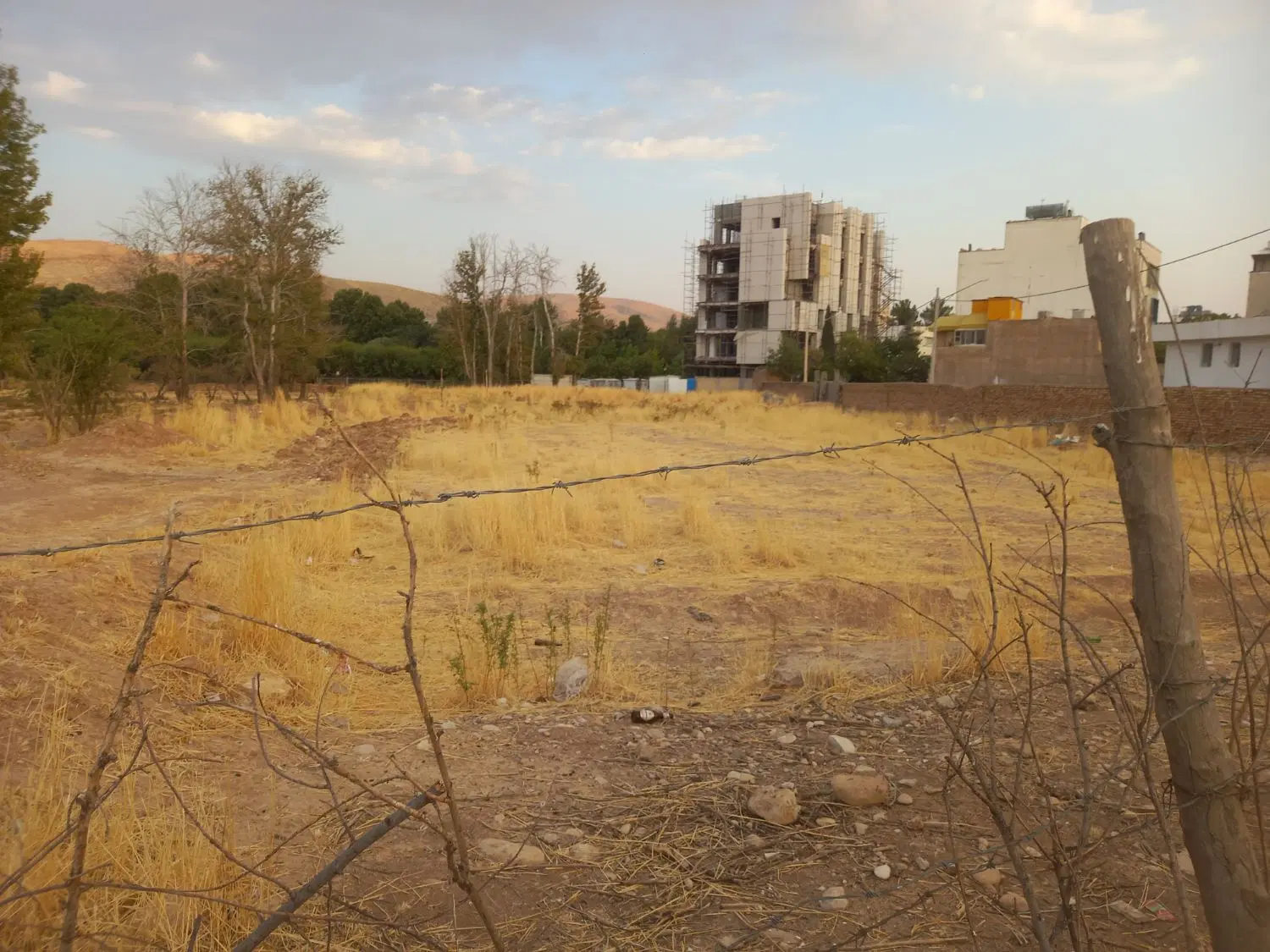 فروش زمین کبار