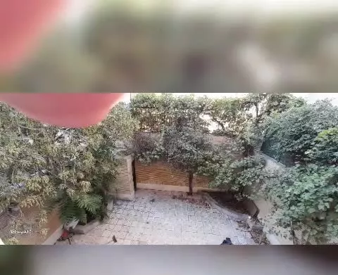 فروش آپارتمان با حیاط اختصاصی