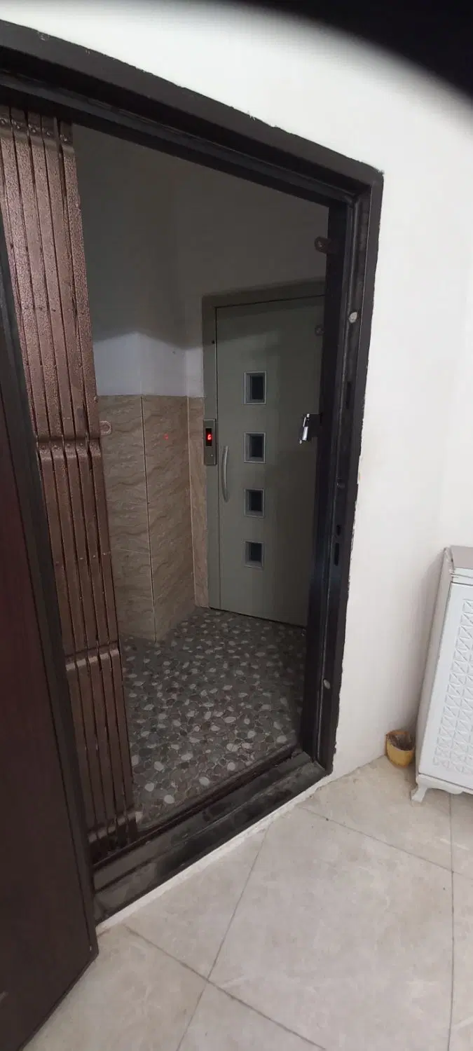 شهرک بازرگانی ۱۷۰ متر ( پنت هوس)
