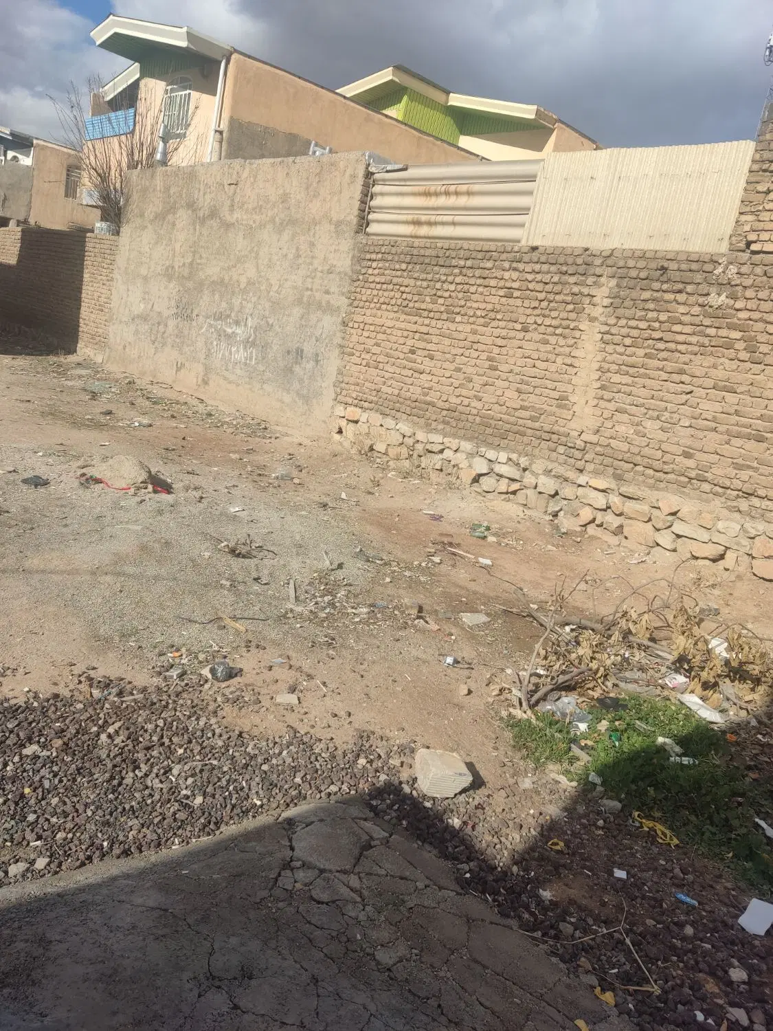 زمین تجاری ۱۲ متری