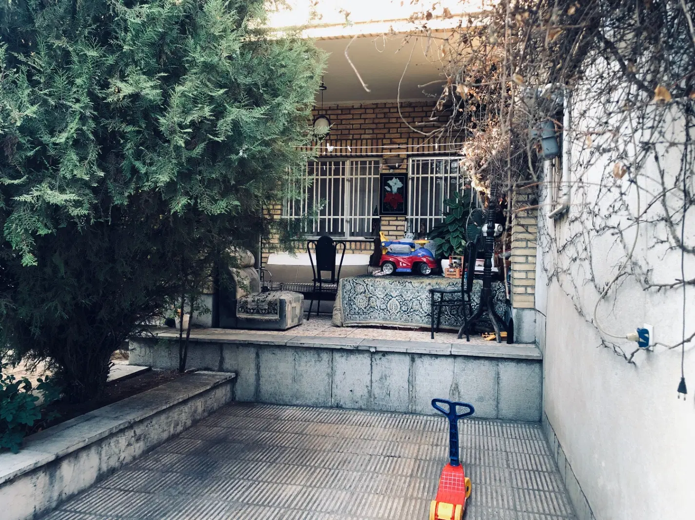 ویلایی شهرک شهید محلاتی ۲۵۰ متر
