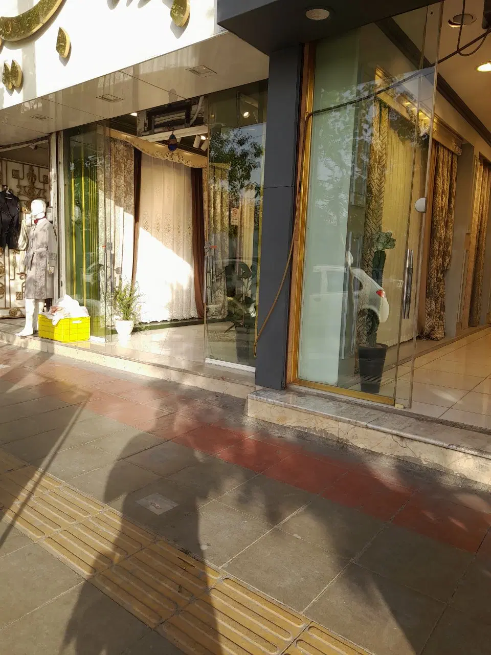 ملک تجاری مزاییده ای
