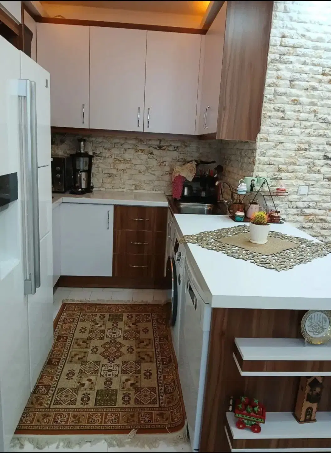 ۶۰متری پارکینگ دار