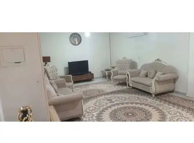 همکف ۹۰متری