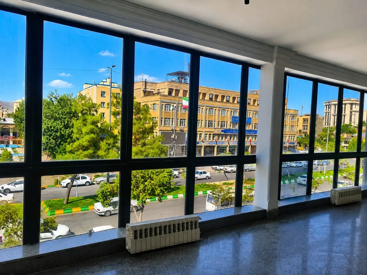 آپارتمان ۱۰۰متری_اداری _حاشیه مدرس_مناسب دفتر کار