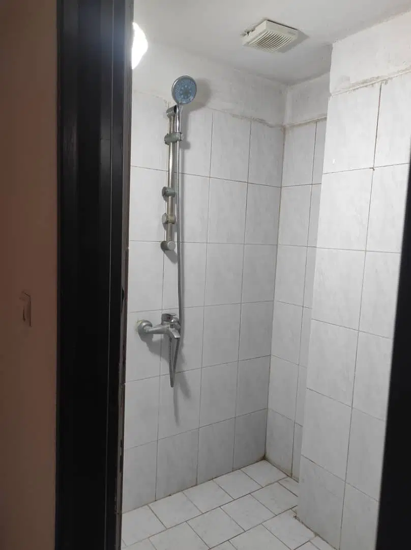 واحددرشهرک بوستان. طبقه همکف.دوخواب