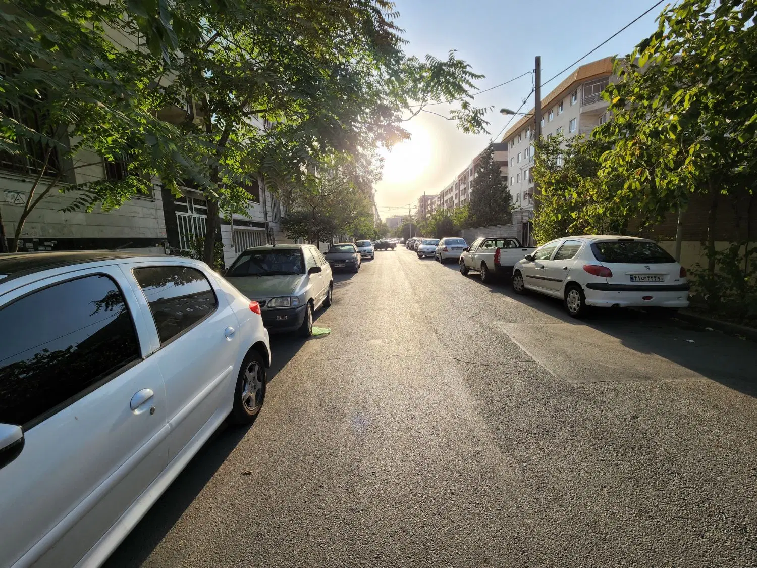 ((مهرآباد ۶۰ متر طبقه اول با پارکینگ))