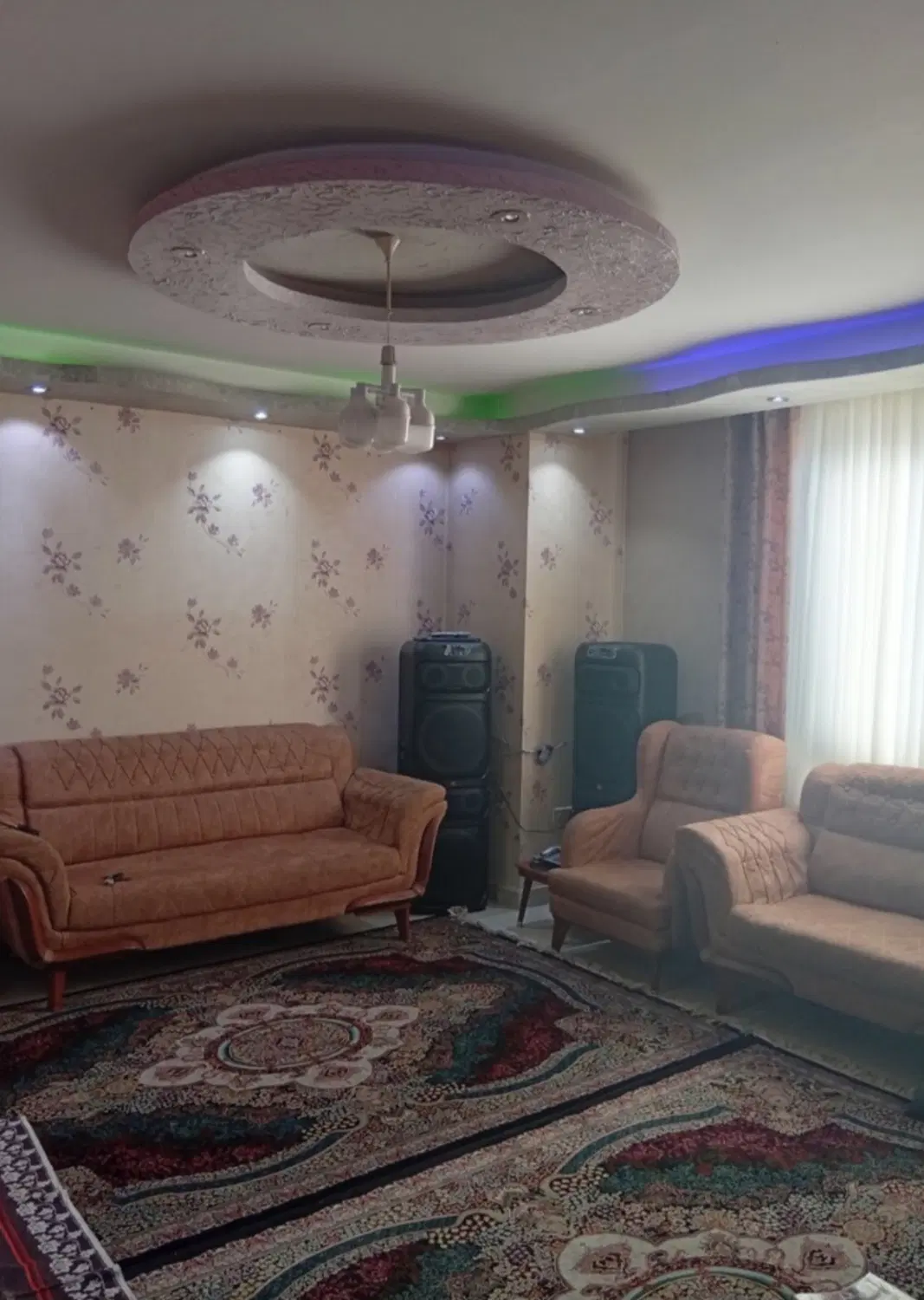 فروش یک واحد آپارتمان