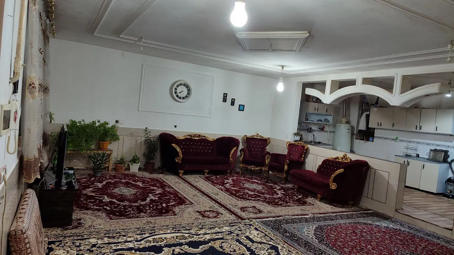 اجاره ۲ خواب ۱۲۰ متری انگشته خط بالا