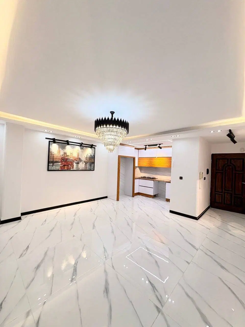 ۶۵متر2 خواب _ آسانسور پارکینگ _ فول نصبیات
