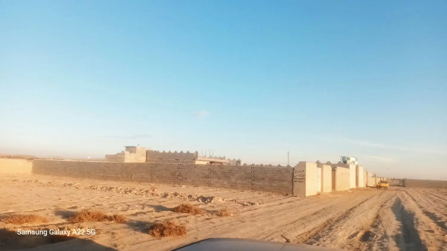 چهار دیواری باغچه