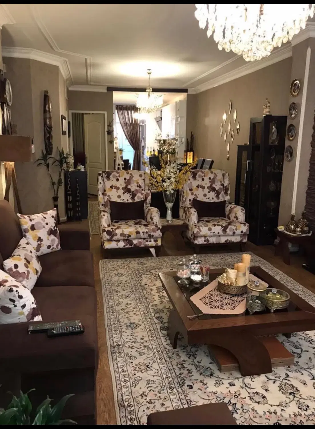 اپارتمان ۷۰ متر غرب پروین