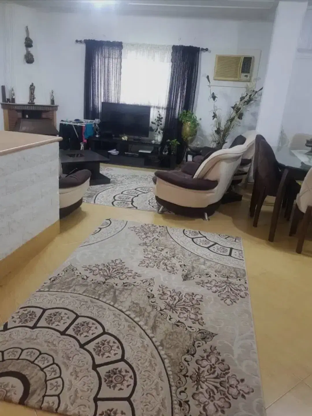 فروش واحد گلسار _ تاپ لوکیشن_ سند دار