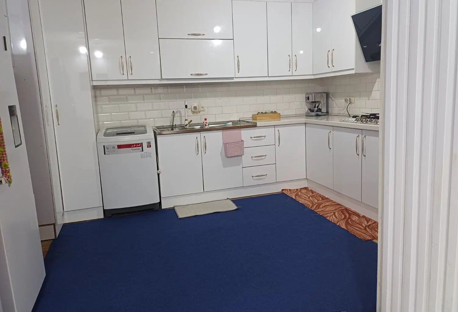 خانه دو طبقه خیابان سعیدی نزردیک مدرسه بهار آزادی