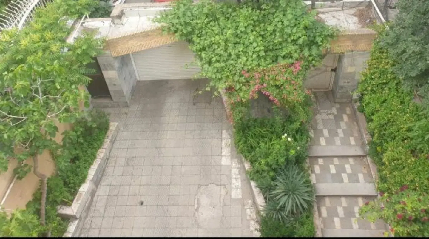 اجاره حیاط دربست  ۲ طبقه خ امام نرسیده به آبرسان